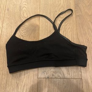 Black Lululemon workout bra